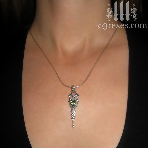 925 sterling silver dripping celtic princess necklace with green peridot stone model view