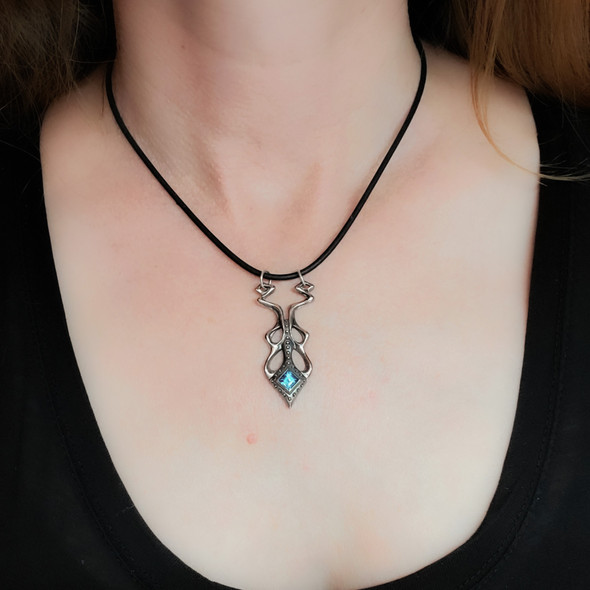 Mystic Arrow Medieval Necklace 