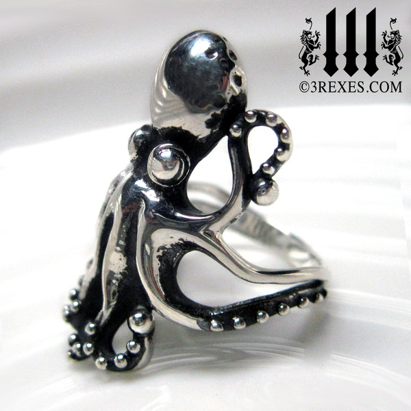 the silver enchanted octopus ring side view
