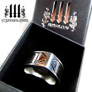 3-rexes-prestige-ring-box-mens-knights-templar-iron-cross-ring-sterling-silver