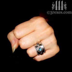 3-wishes-silver-medieval-wedding-ring-blue-topaz-stones-model-making-fist