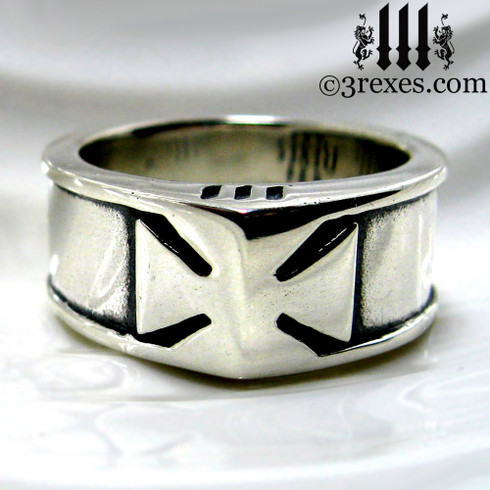 Stainless Steel Knights Templar Iron Cross Biker Rocker Ring Punk Men's Band Stainless Steel Knights Templar Iron Cross Biker Rocker Ring Punk Men's Band