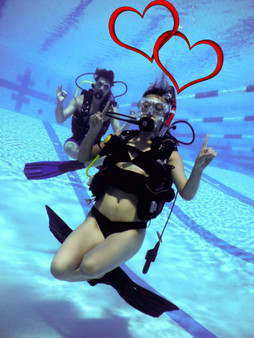 Valentine's Gift: Scuba Pool Discovery Dive - Give the gift of Scuba this Valentines Valentine's Gift: Scuba Pool Discovery Dive - Give the gift of Scuba this Valentines