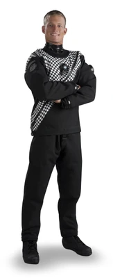 DUI FLX Extreme vs. DUI TLS Drysuits: A Comparison for Cold Water Diving