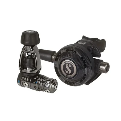 Exploring the Depths: The SCUBAPRO G260 Carbon - On Sale at LA Scuba Center!! ....and How to buy it!