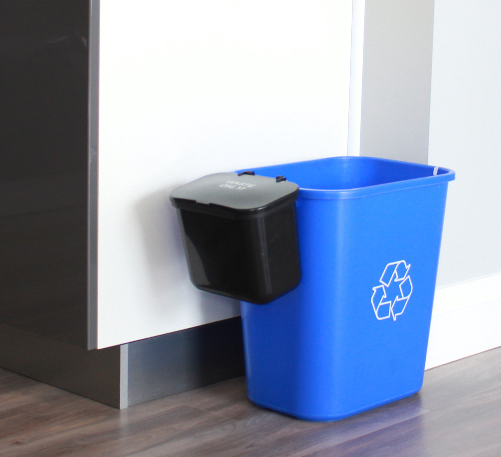 Plastic Desk or Wall Mountable Hanging Wastebasket Caddy BC1500 (4