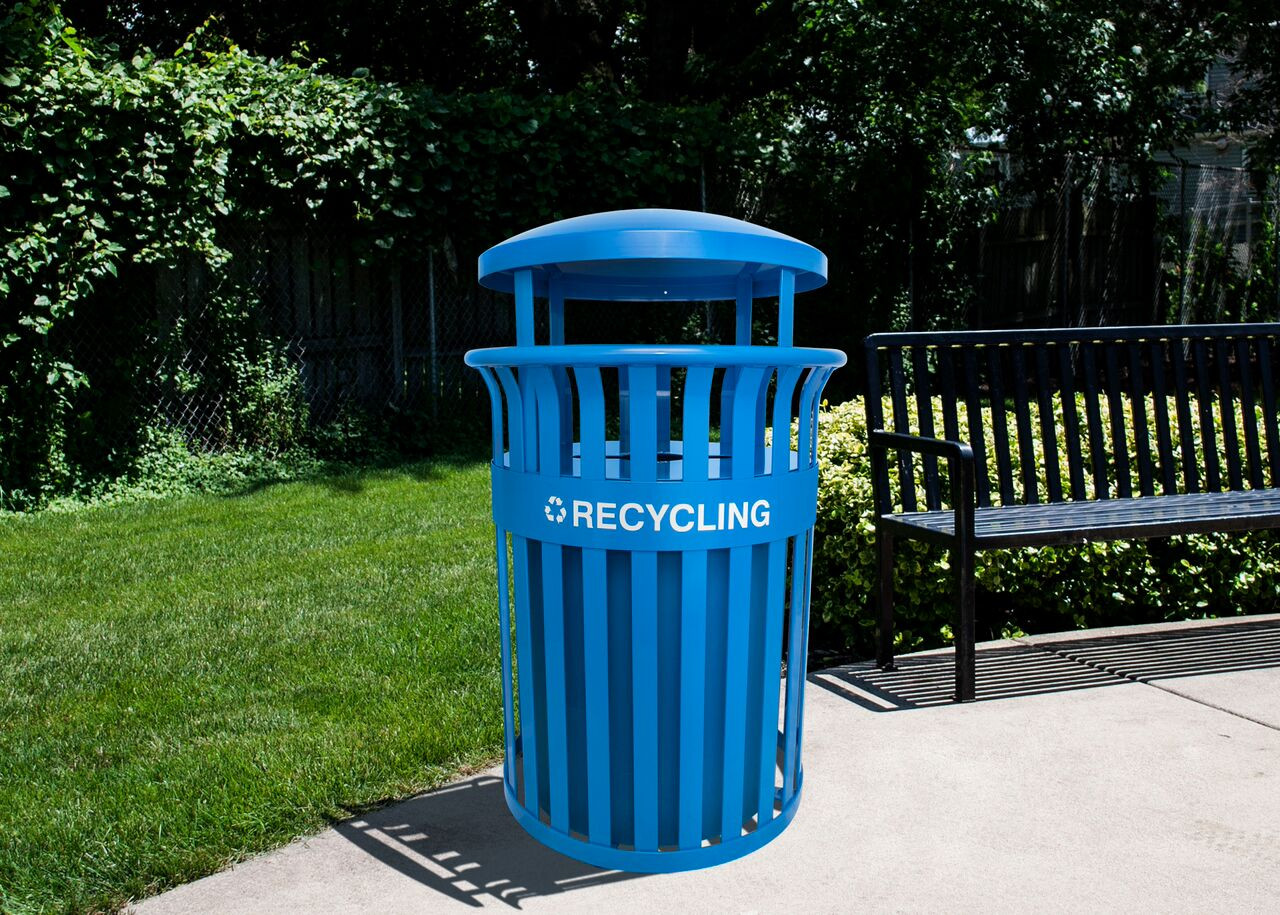 Outdoor Recycling Trash Can with Rain Cap