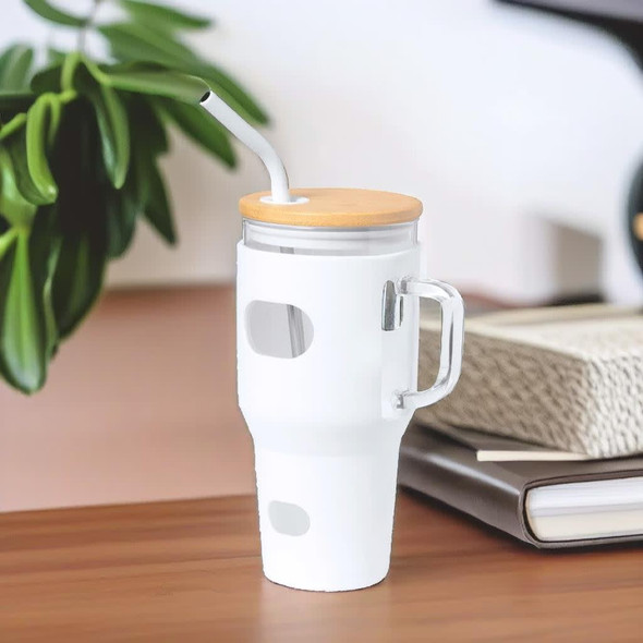 Travel mug Glass with straw and silicone sleeve