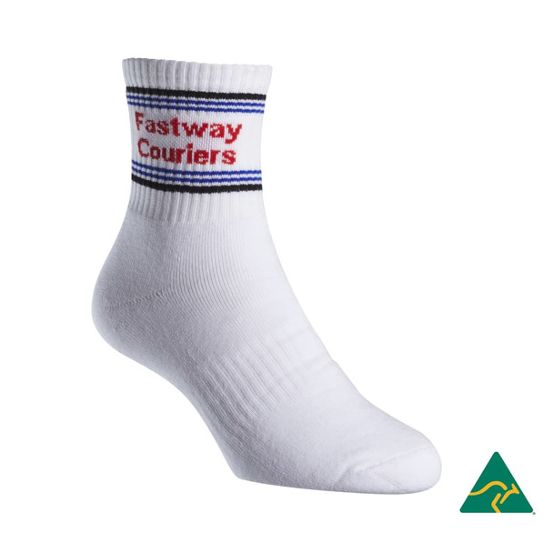 Quarter socks in white with a striped top feature and a logo. Ideal for sports activities.