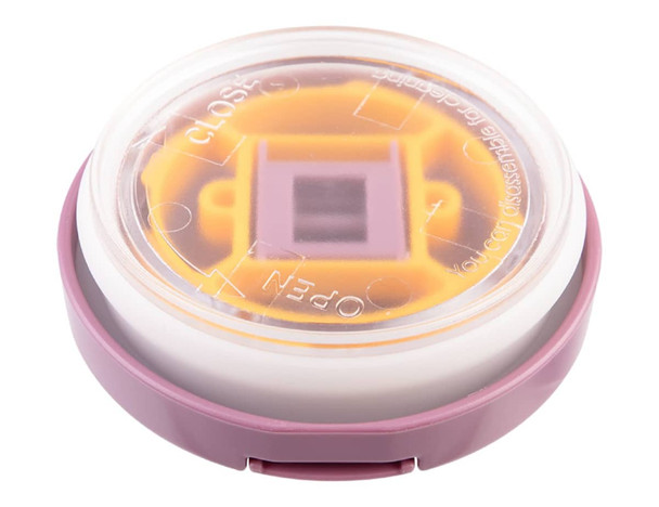 A food flask lid in purple and yellow, featuring a secure open/close mechanism and a logo on top.