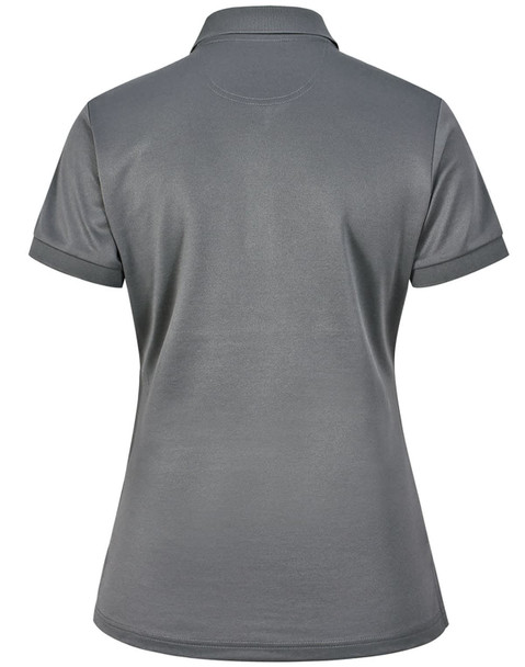 A grey ladies' sustainable poly/cotton short-sleeve polo shirt with a back view and a logo. A grey ladies' sustainable poly/cotton short-sleeve polo shirt with a back view and a logo.