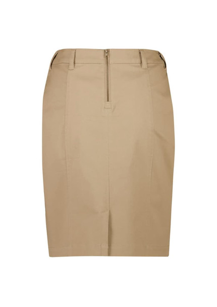A beige mid-waist stretch chino skirt with a zip closure and belt loops, featuring a simple design and a logo.