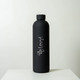 A drink bottle in matte black with a logo on the side, featuring a sleek design and a 750ml capacity. A drink bottle in matte black with a logo on the side, featuring a sleek design and a 750ml capacity.