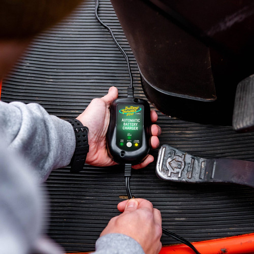 Deltran Battery Tender Weather Resistant 800 022-0150-DL-WH waterproof 12V charger, product photo