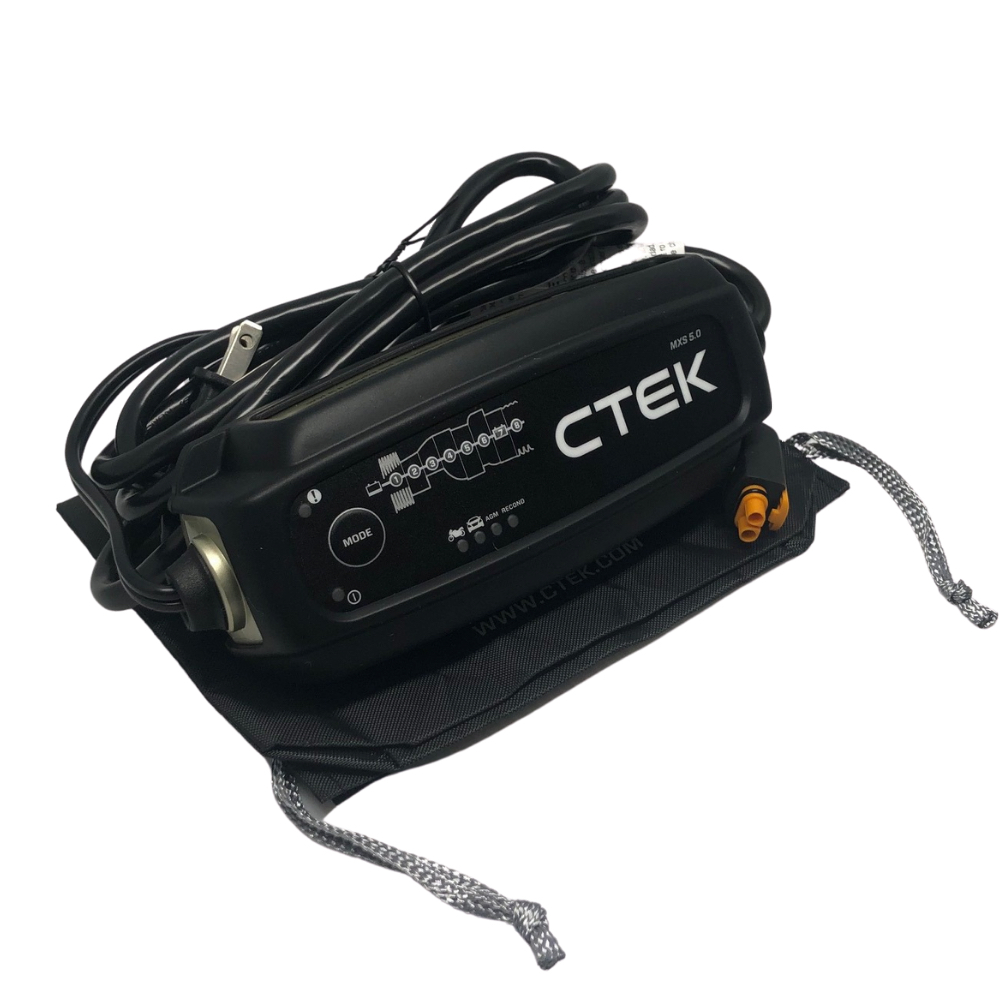 CTEK MXS 5.0 Battery Charger Power Bundle