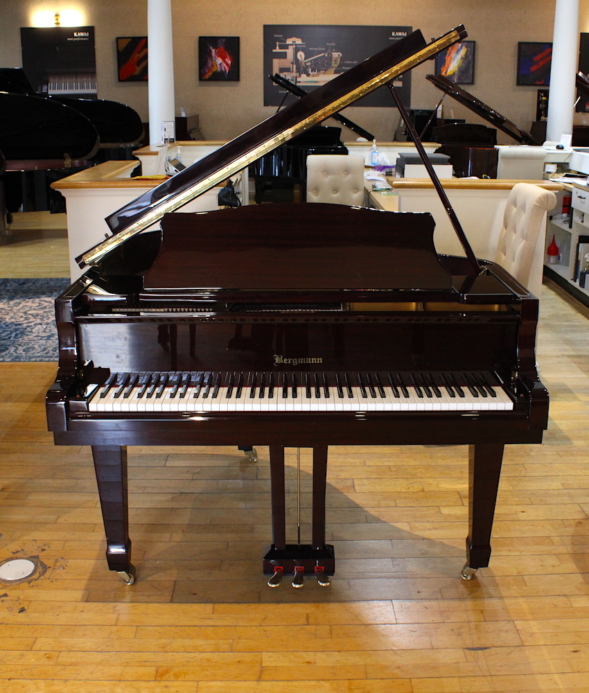 Bergmann BTG150 Grand Piano | Polished Mahogany