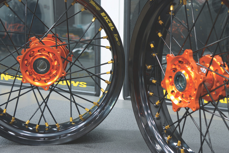 Custom Front Wheel - KTM/HQV/GG 690-701
