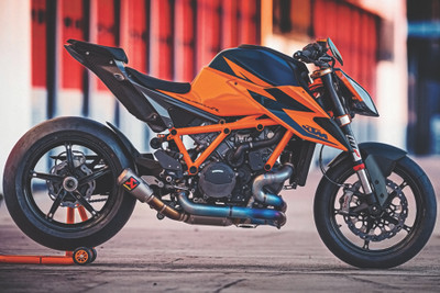 Akrapovic Full Titanium Exhaust - Super Duke 1290 (2020+)