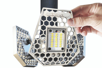 STKR - TRiLIGHT Shop Light