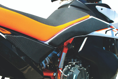 TechSpec - KTM 790/890 Adventure Tank Traction Pads