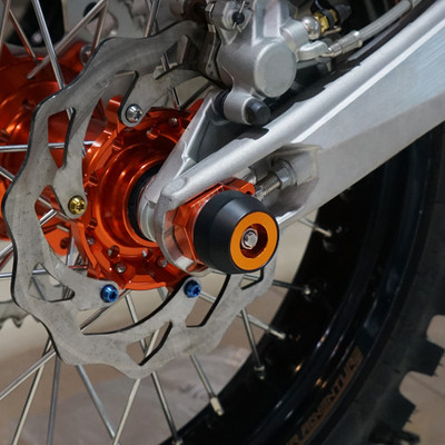 Rear Wheel Axle Sliders For KTM & Husqvarna