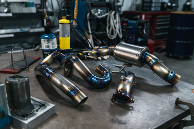 Rottweiler Performance exclusive "Blued" pipes!