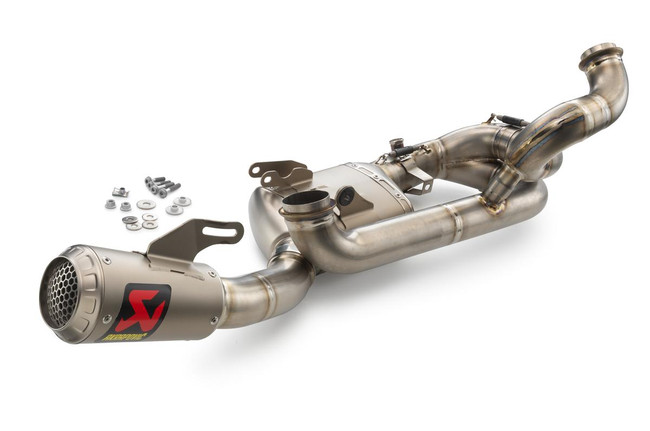 2020 KTM Super Duke R for sale. Akra race exhaust, full carbon kit, BST  Carbon wheels
