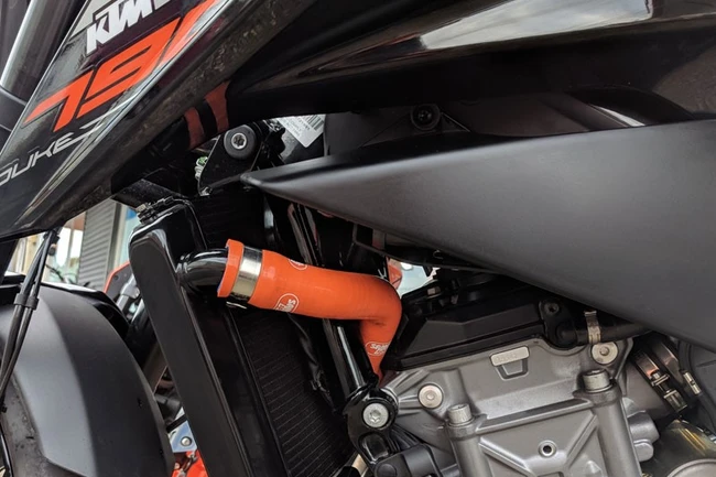 Kit De Clips De Tuyau De Radiateur SAMCO Pour KTM Duke 790 (2018-2021) - Réf. CK KTM-102