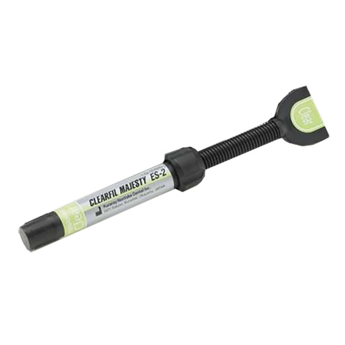 Clearfil Majesty ES-2 Translucent Syringe, Amber