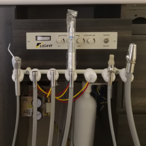 Flight Dental, Rear Delivery System (No Vacuum) With Regulators for Water and Air, Water Bottle System (3HP + Syringe), RD-2102