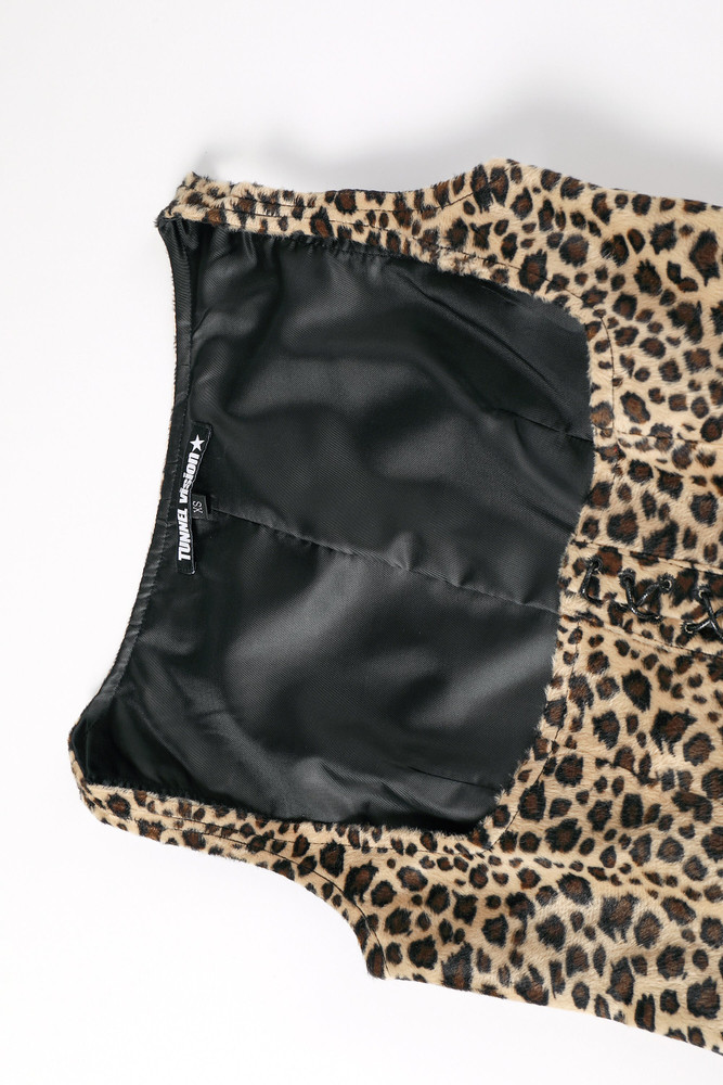 PRE-ORDER: Ren Faire Fuzzy Leopard Print Vest