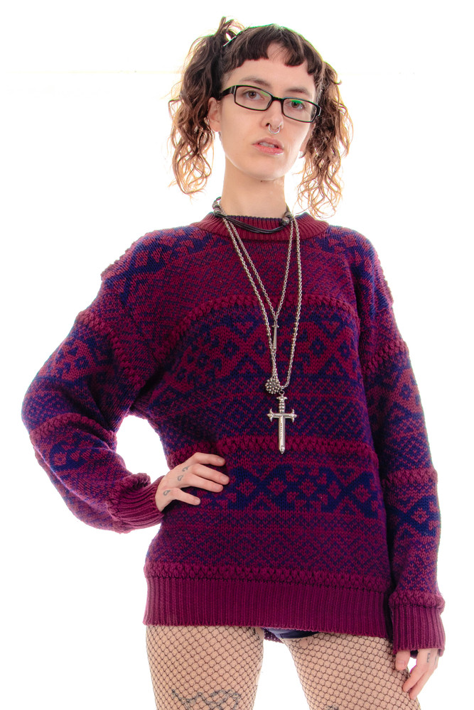 Vintage Y2K Cozy Cotton Pullover Sweater - One Size Fits Many