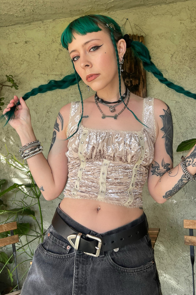 TUNNEL VISION SECONDHAND (GRADE A) Lexi Cream Velvet Burnout Grommet Top