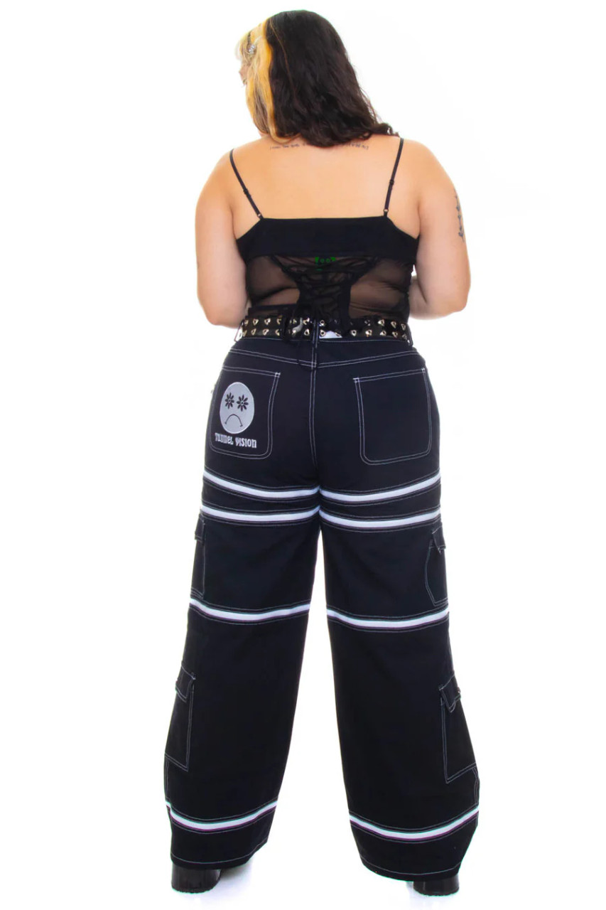 Black 5-in-1 Convertible Zip-Off Cargo Pants - Tunnel Vision