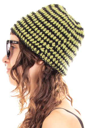 Vintage Y2K Green Spiral Knit Beanie