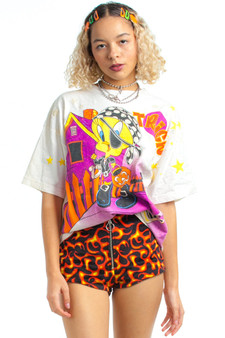 Vintage 1996 Tweety Bird Trick or Treat Tee