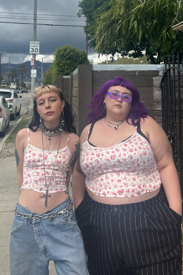 TUNNEL VISION SECONDHAND (GRADE A) Kam Cream Floral Top