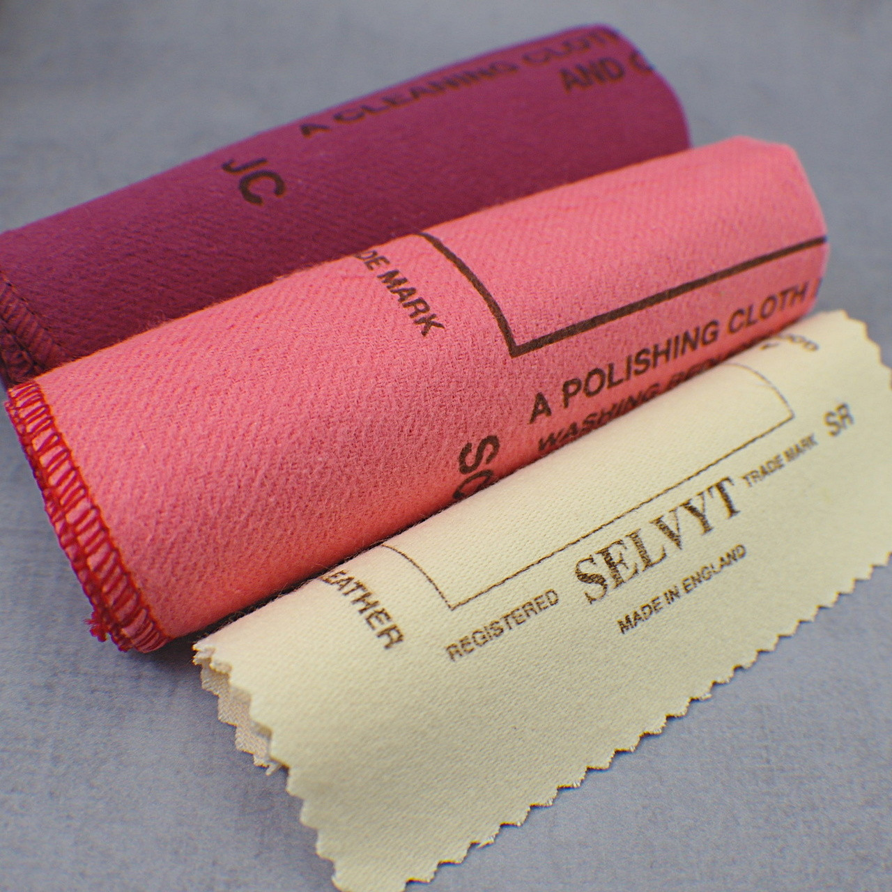 Set of 3 specialized jewelry polishing cloths