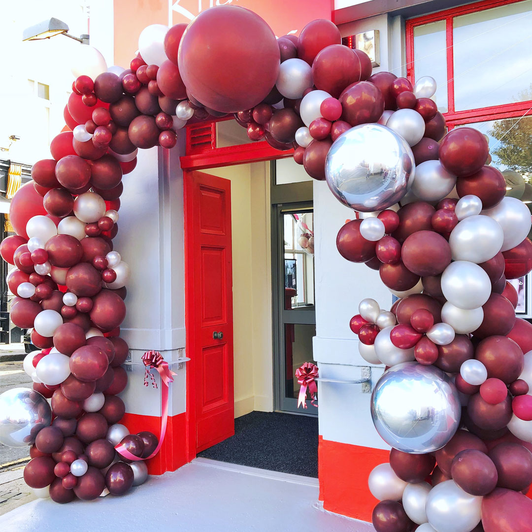 square-corporate-balloon-arch.jpg