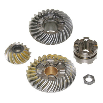 Gear Set Complete with Clutch for OMC Cobra 4-Cyl V6 & V8 with 5.5 & 1 1/4" Propeller Shaft 1992-1993