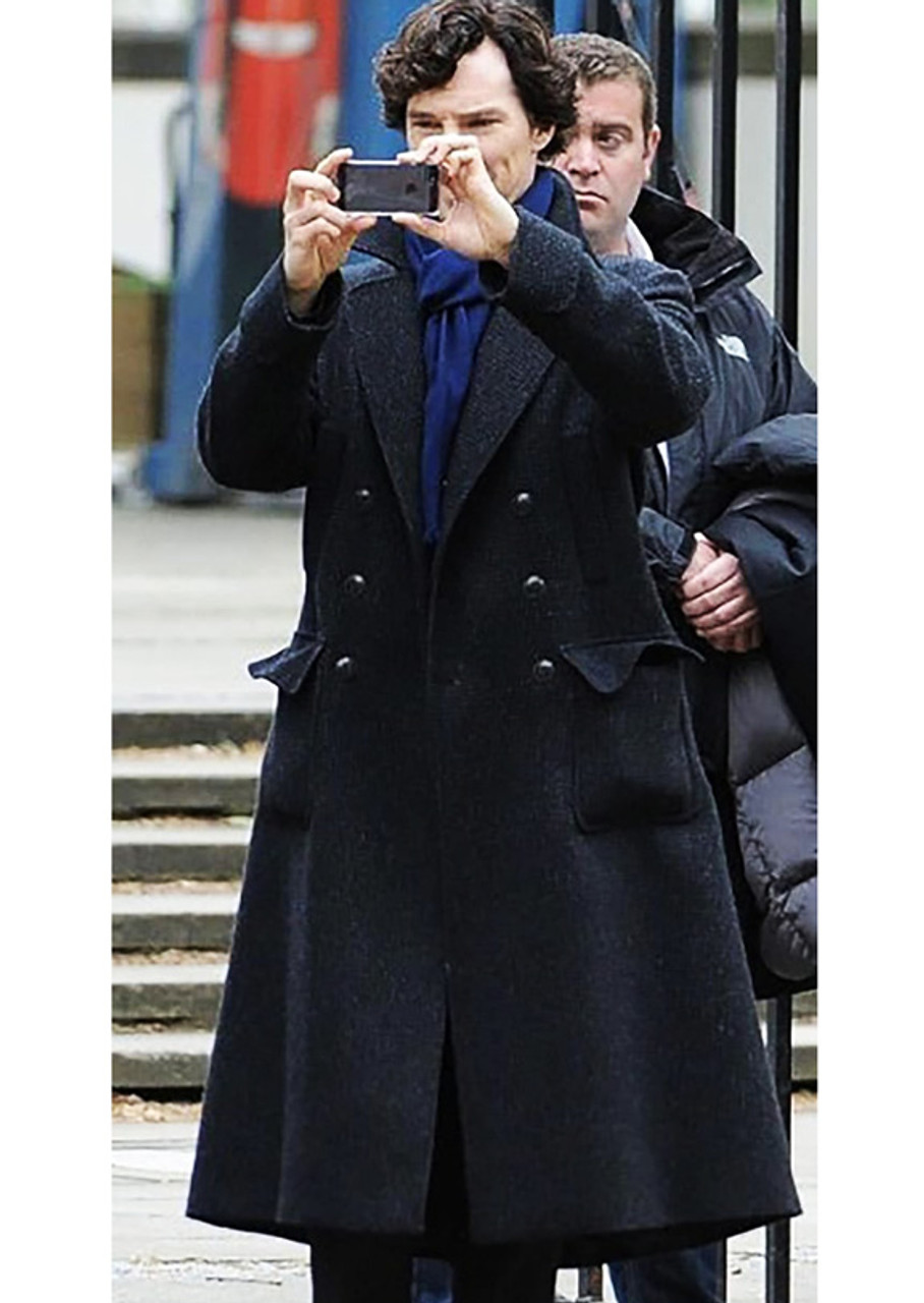 Sherlock holmes deals long coat