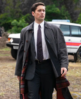 DI Anderson Karen Pirie 2025 Thoren Ferguson Trench Coat