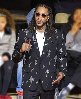 Retirement Ceremony Derrick Rose Black Blazer