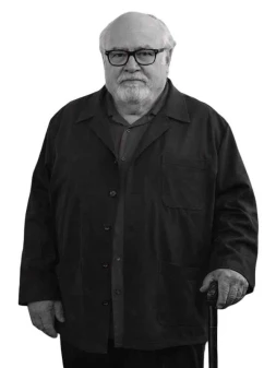 Danny DeVito Jumanji Open World 2026 Coat