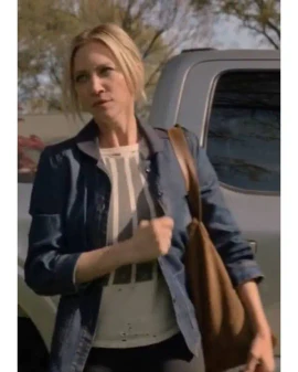 Sophie O’Neil The Hunting Wives S01 Denim Coat