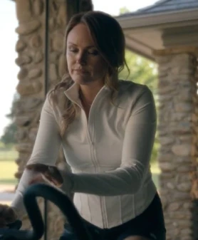 Malin Akerman The Hunting Wives S01 Fleece Jacket