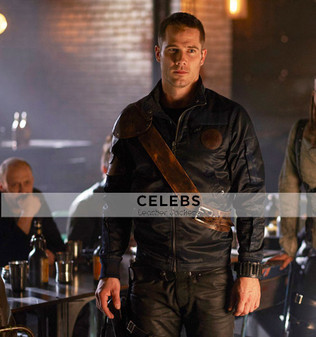 Killjoys Luke Macfarlane (D'Avin Jaqobis) Jacket 1