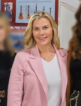 Alison Sweeney One Bad Apple A Hannah Swensen Mystery Blazer