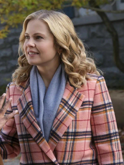 Samantha Rose McIver Ghosts S02 Coat