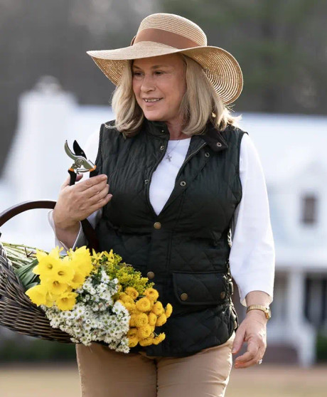 Maggie Murdaugh Death in the Family 2025 Patricia Arquette Black Vest